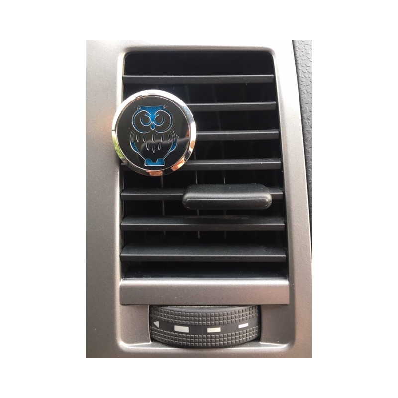 Diffuseur d'huiles essentielles pour voiture, modèle hibou objet discret en  inox.